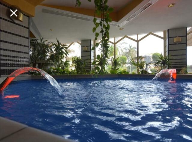 Benalbeach Jr Suite Malaga Exterior photo
